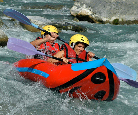 Canoë-raft sur l'Ubaye proche de Barcelonnette